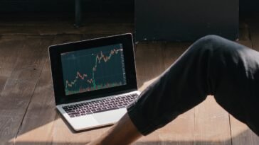 pexels mikhail nilov 7680652